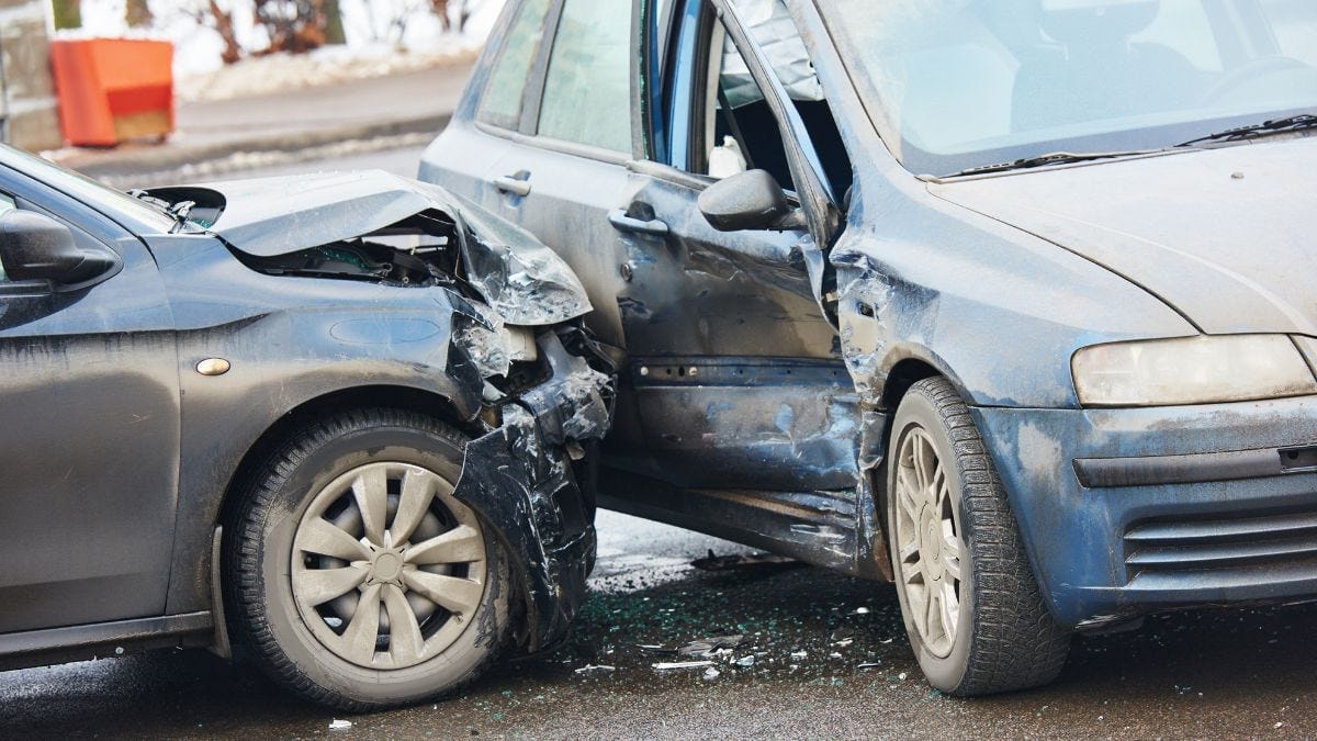 do cars with minor accidents have clean title
what to do in a car accident
how many car accidents per day