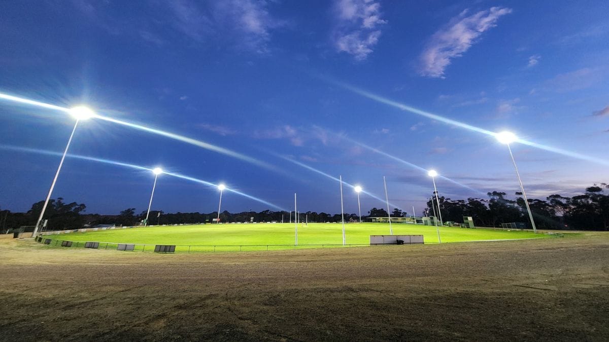New lights shine a bright future for Mannum oval