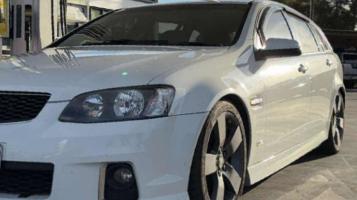 White Holden VE commodore stolen from Tailem Bend home