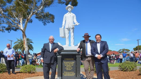 Viva l’Italia: New Murraylands monument celebrates a migrant community