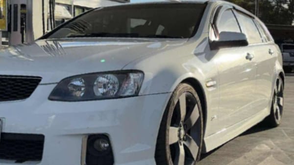 White Holden VE commodore stolen from Tailem Bend home