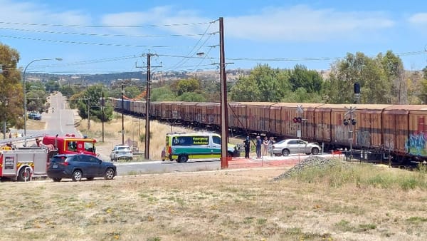 Mannum Road railway crossing blocked after second crash in two months