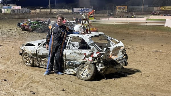 Sports Reports: World record attempt falls short at Murray Bridge Speedway