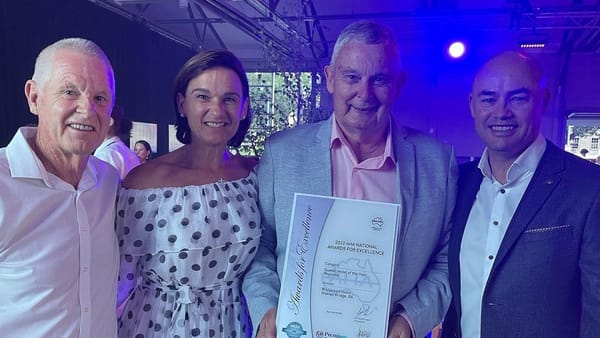 Bridgeport Hotel named the best in regional Australia at AHA awards