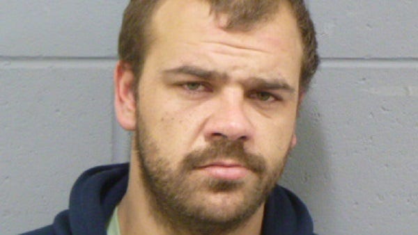 Escapee arrested after fleeing Murray Bridge hospital in handcuffs