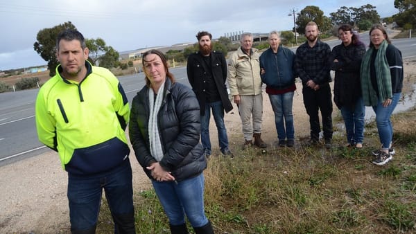 'People don't see the stop sign': Locals demand safety upgrades at Monarto intersection