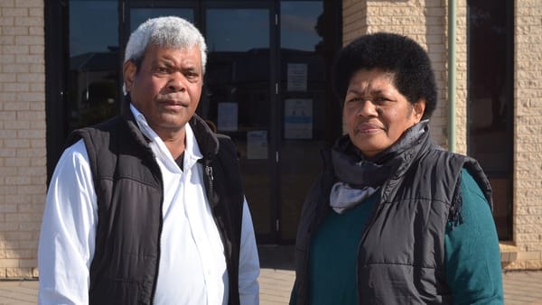 Murray Bridge couple ordered to leave Australia as petition falls on deaf ears