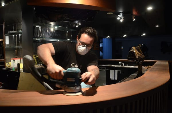 How are Murray Bridge's hotels weathering COVID-19 storm?