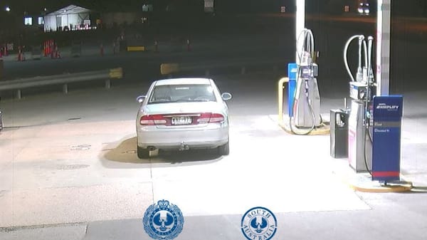 Stolen car used in service station robbery at Tailem Bend