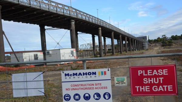 Repair works will close old Murray Bridge on some weekdays