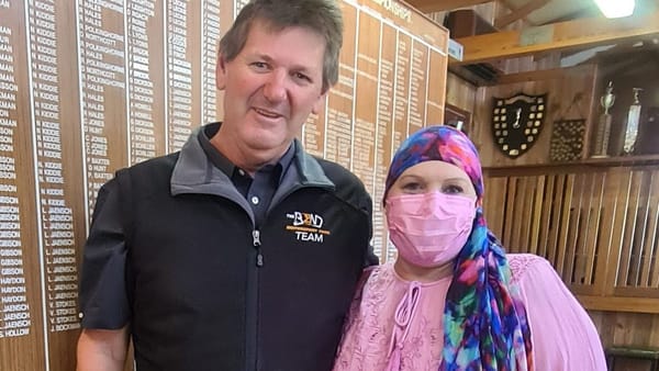 Morning tea at Tailem Bend raises $2300 for breast cancer patients